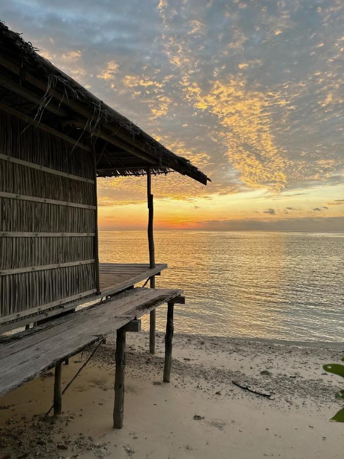 West Mansuar Homestay Pulau Mansuar المظهر الخارجي الصورة